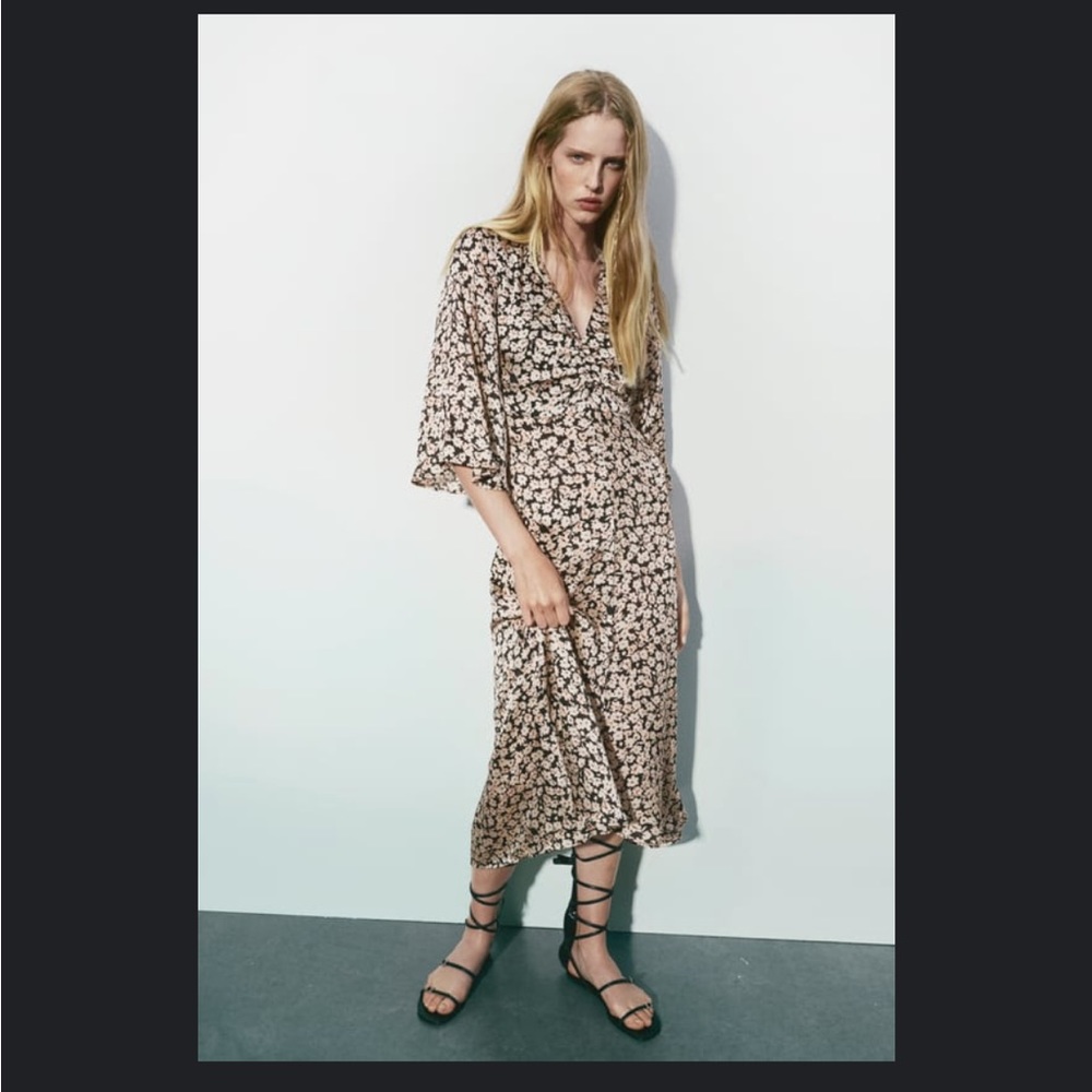 Printed Zara Midi Dress - Size Medium